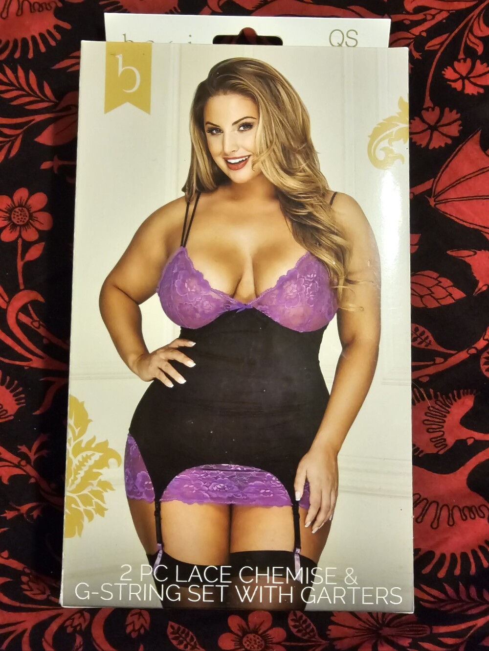 NIB Baci 2PC Lace Chemise & G-string With Garters - Plus/Queen Size